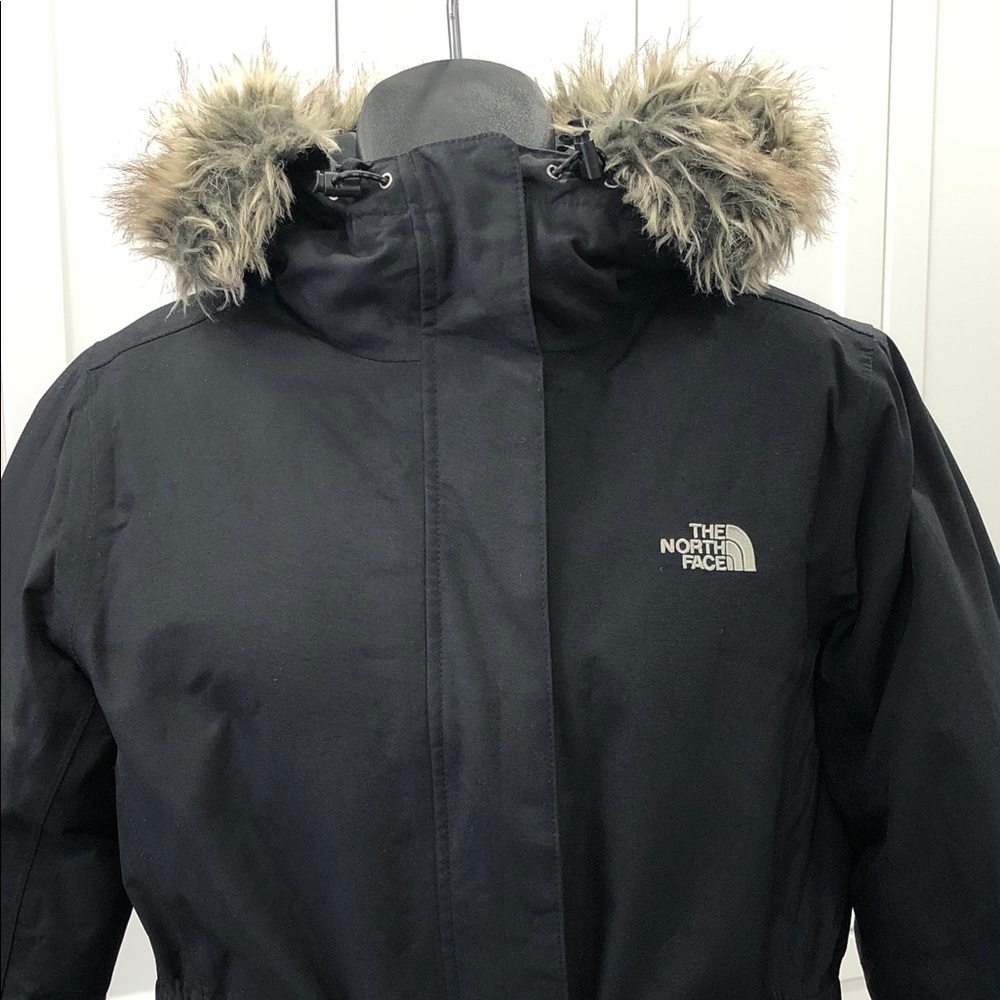 The North Face Black GooseDown Jacket – Detachable Faux Fur Hood – Women’s Small - Picture 3 of 12